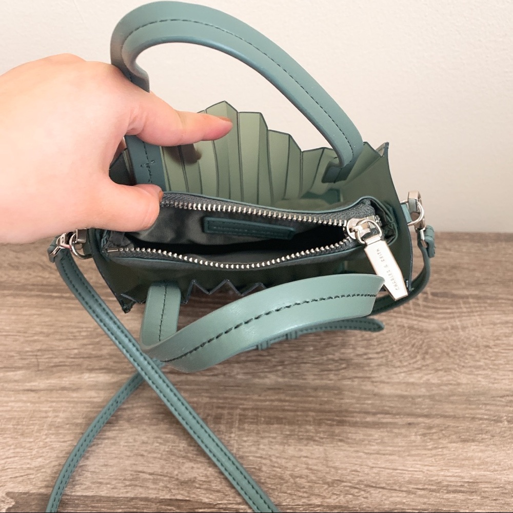 Charles & Keith Cross body clutch - Picture 2 of 3